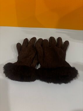 UGG Dark Brown Shearling Cuff Suede women’s Gloves